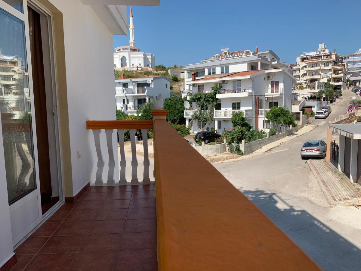 Apartments Delfin Ulcinj Eksteriør bilde