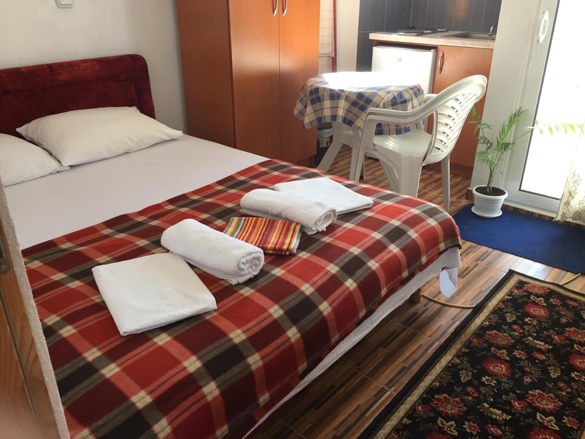 Apartments Delfin Ulcinj Rom bilde