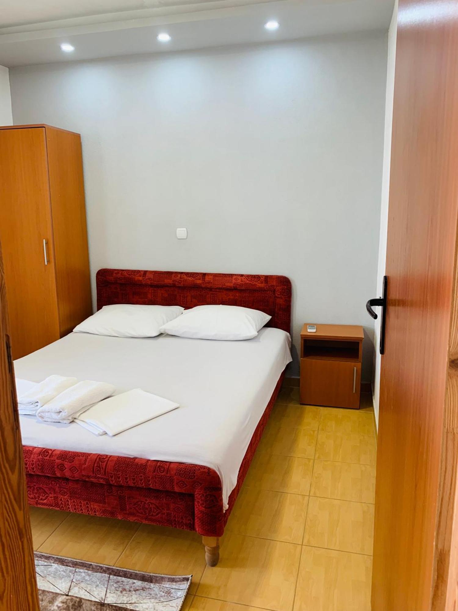 Apartments Delfin Ulcinj Eksteriør bilde