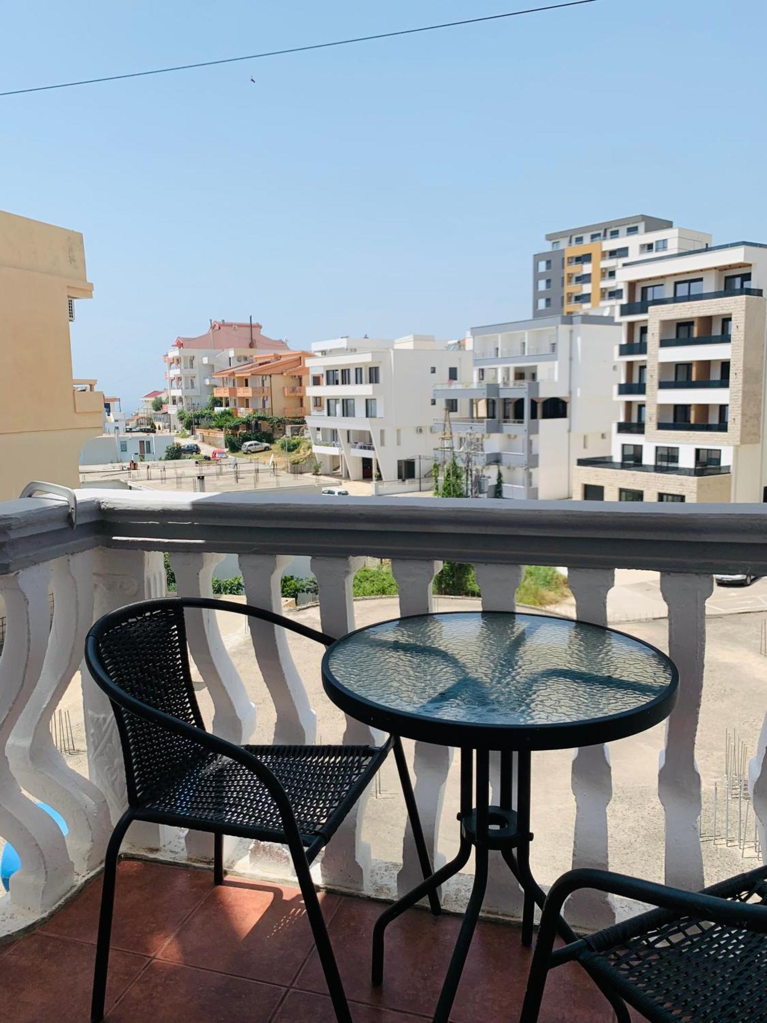 Apartments Delfin Ulcinj Eksteriør bilde
