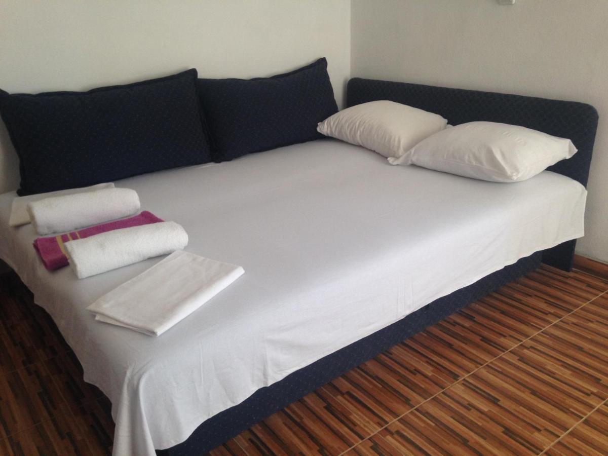 Apartments Delfin Ulcinj Eksteriør bilde